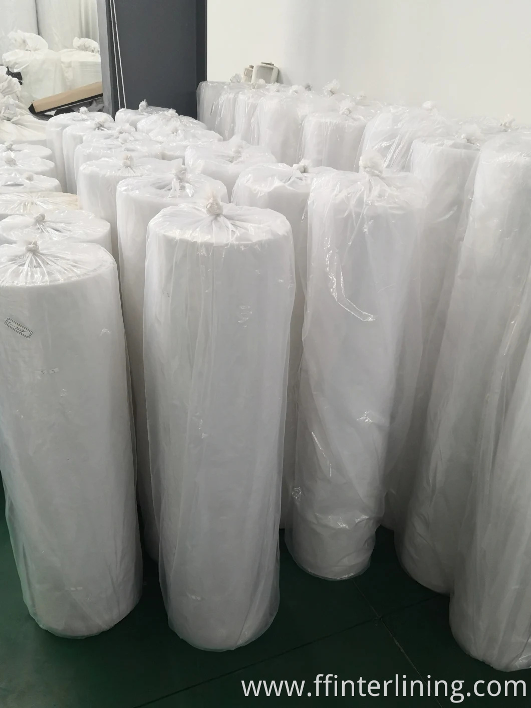 Agriculture Nonwoven Fabric UV Stabilized Crop Cover Fabric Frost Protection for Plants